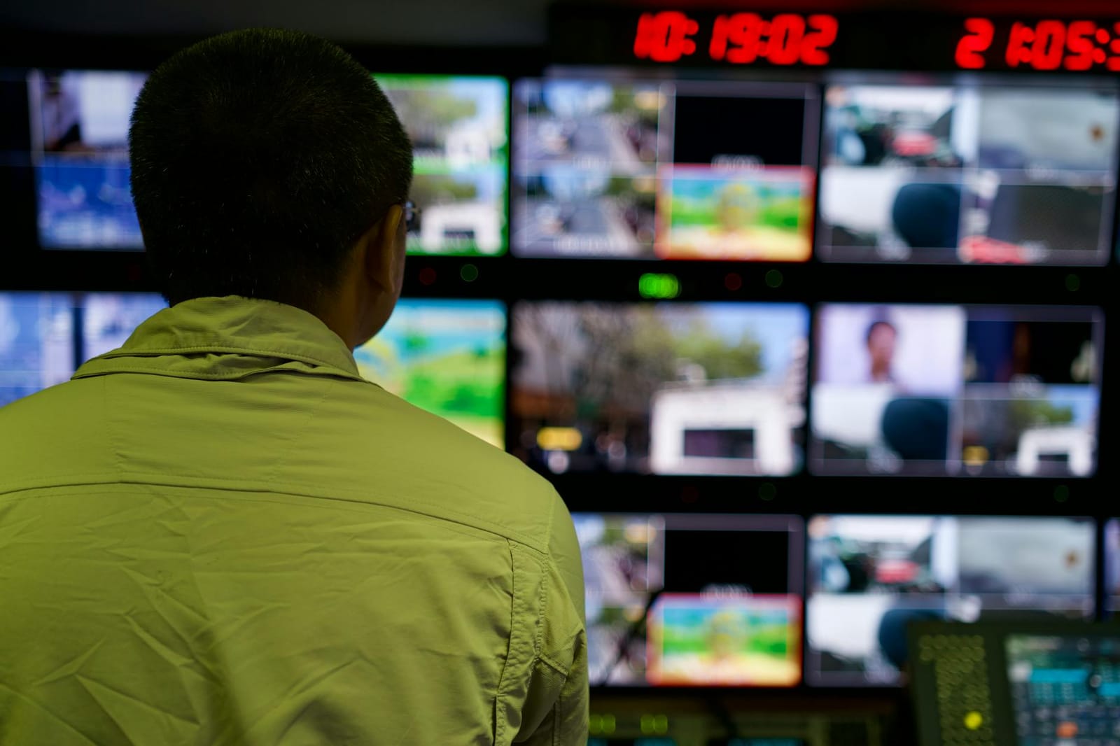 A dashboard tracking media coverage and sentiment.